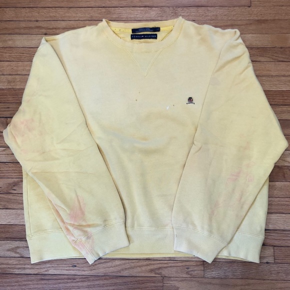 Vintage Yellow Tommy Hilfiger Sweatshirt - Picture 2 of 9